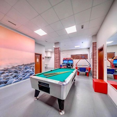 Skyday Penthouse Deluxe at Oak Residence Smolyan Bagian luar foto