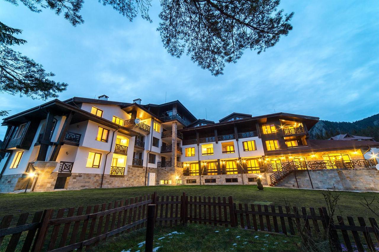 Skyday Penthouse Deluxe at Oak Residence Smolyan Bagian luar foto
