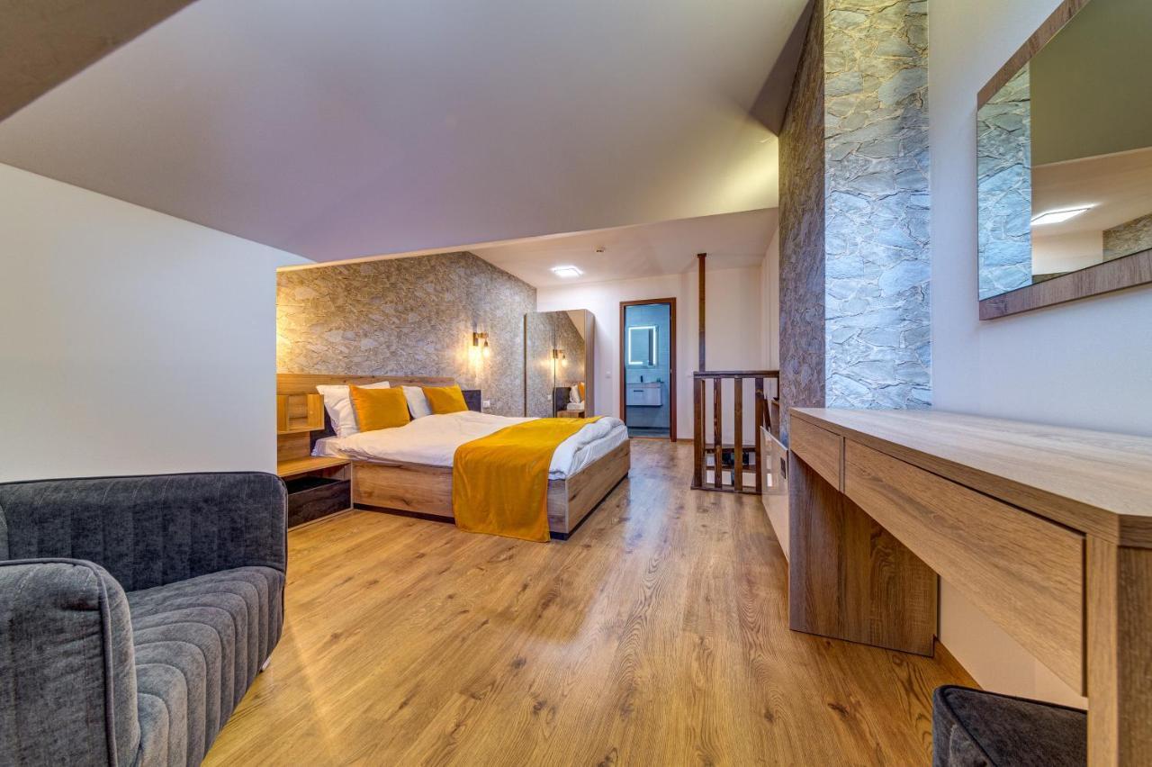 Skyday Penthouse Deluxe at Oak Residence Smolyan Bagian luar foto