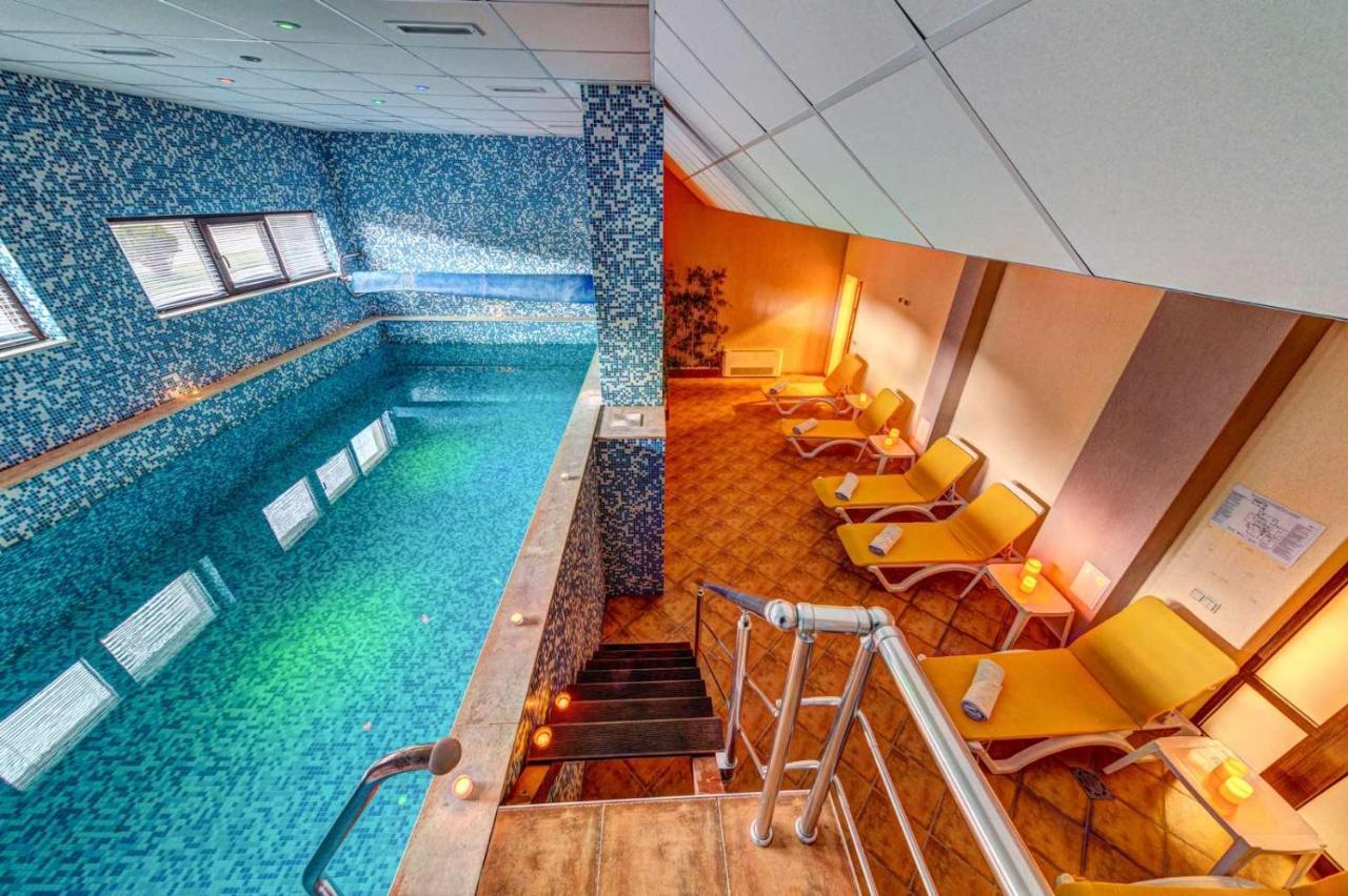 Skyday Penthouse Deluxe at Oak Residence Smolyan Bagian luar foto